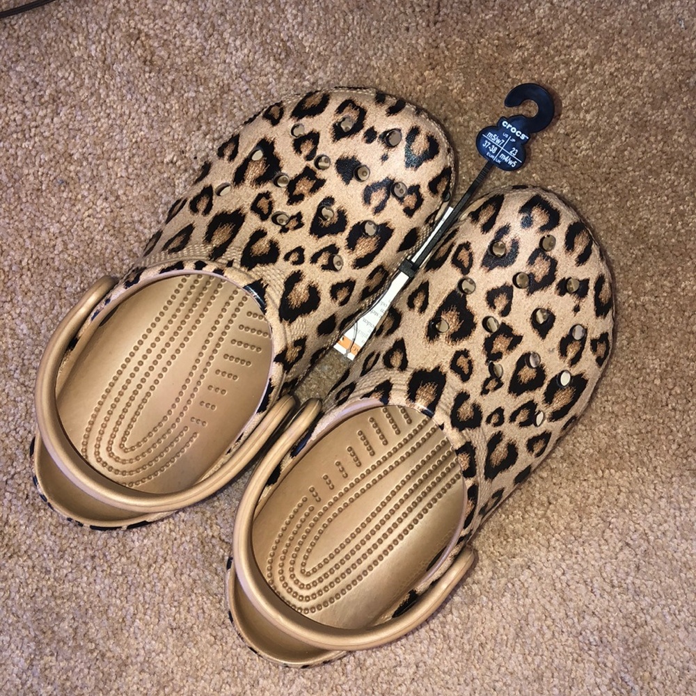 NWT Cheetah Crocs